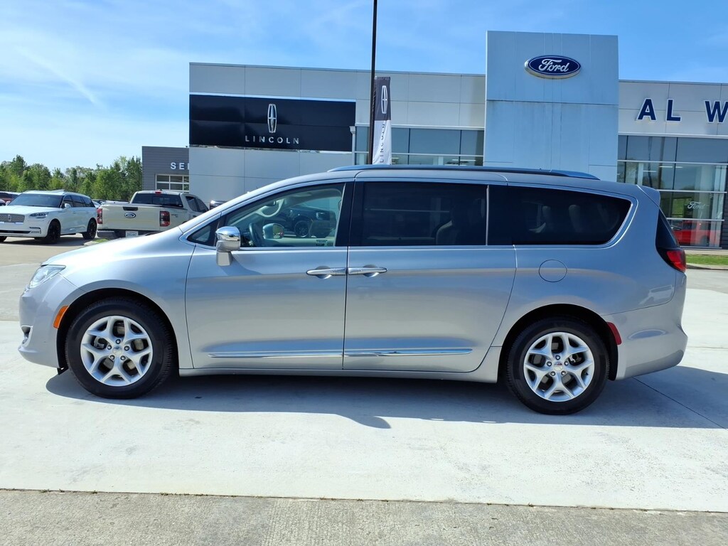 Used 2020 Chrysler Pacifica Limited Passenger Van