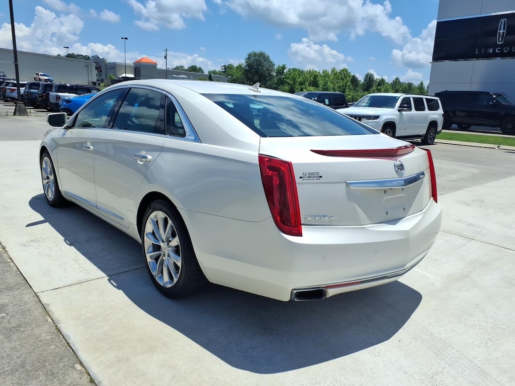 Used 2014 Cadillac XTS Premium Sedan