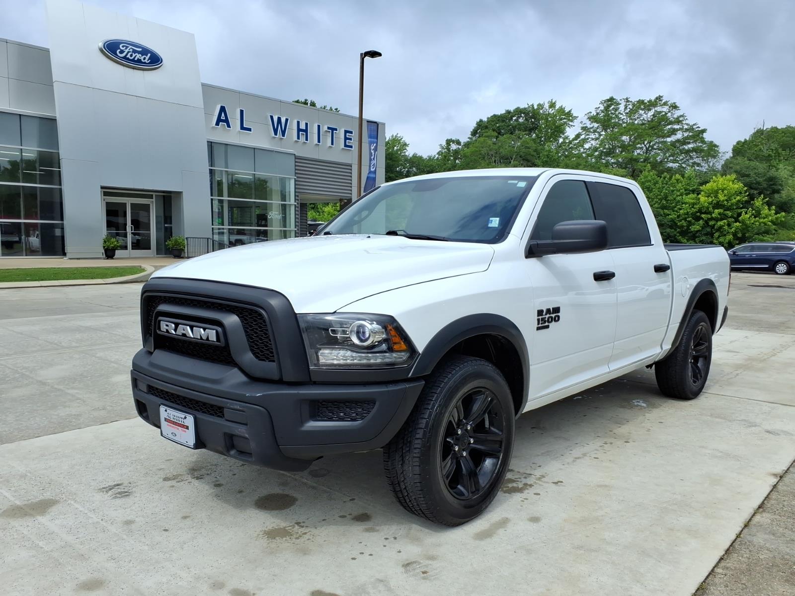 2024 RAM 1500 Classic SLT 4x4 Crew Cab 5'7's photo