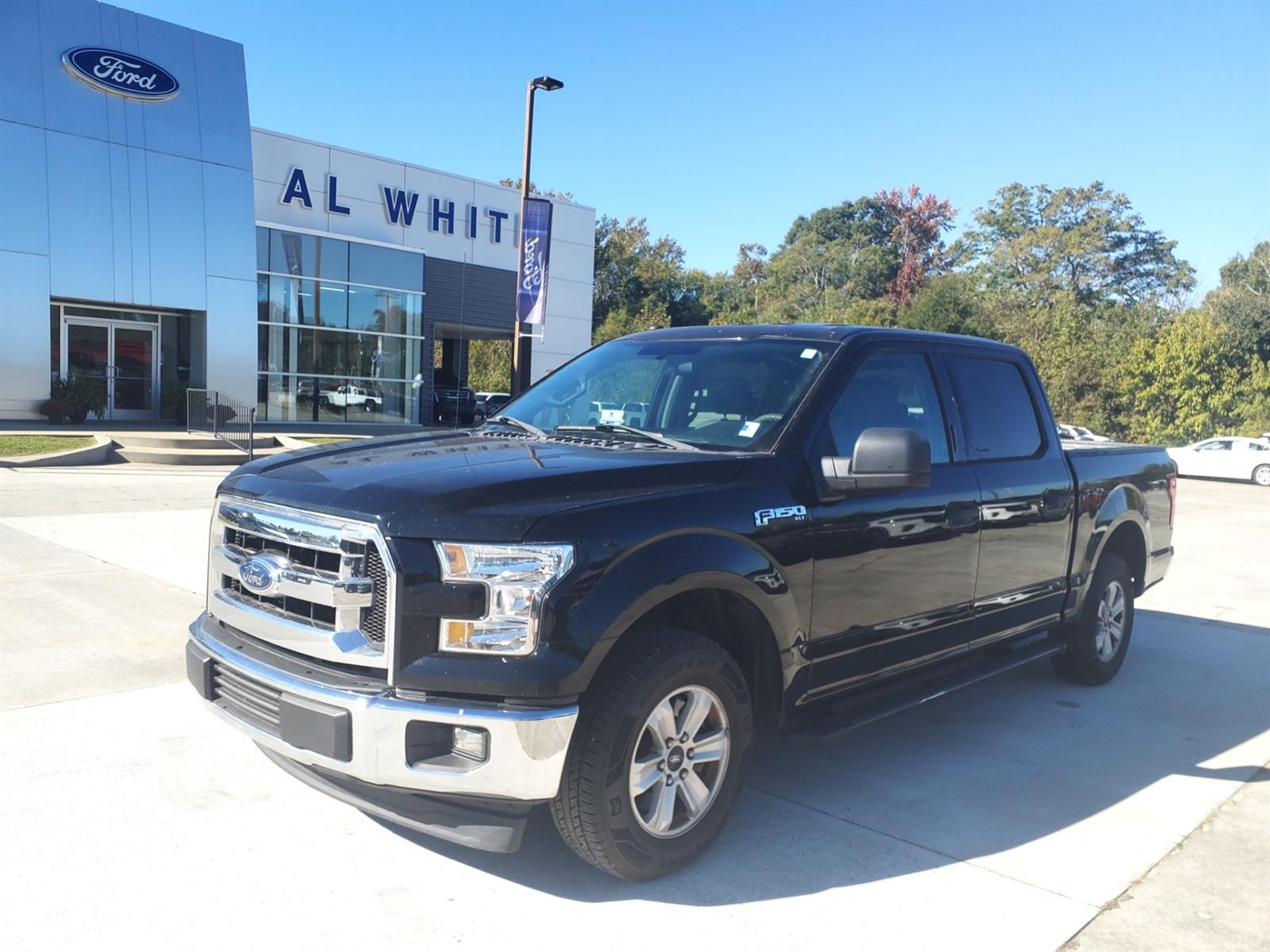 Used 2017 Ford F-150 XLT Crew Cab Short Bed Truck
