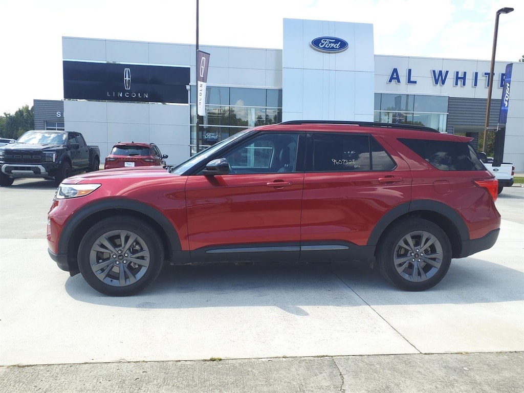 Used 2023 Ford Explorer XLT SUV