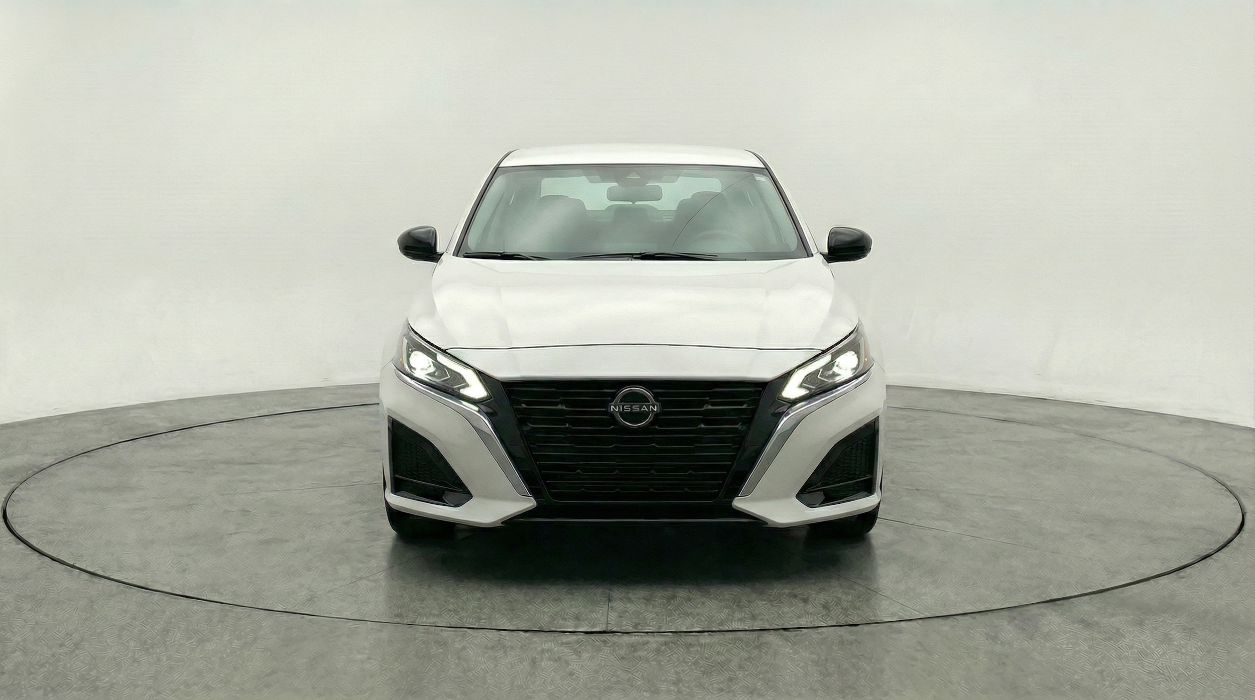 Thumbnail: 2025 Nissan Altima - 2