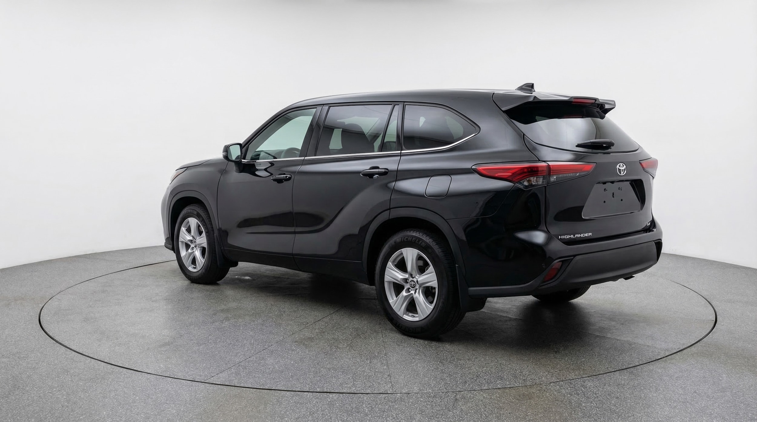 Thumbnail: 2025 Toyota Highlander - 5