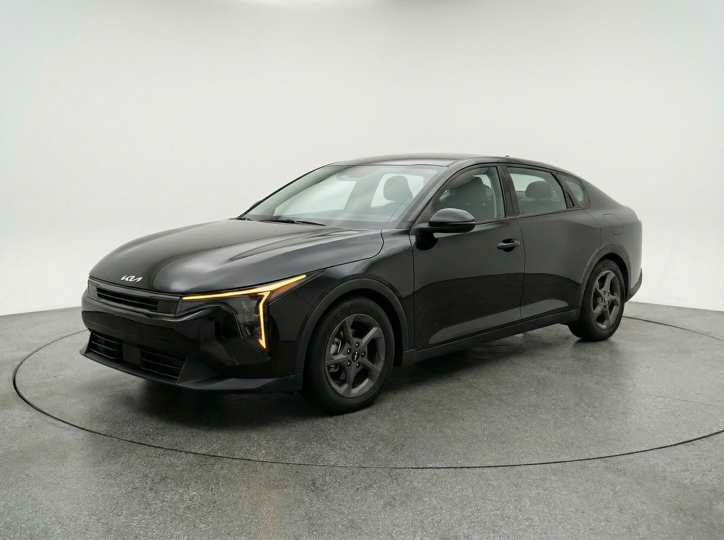 Thumbnail: 2025 Kia K4 - 3