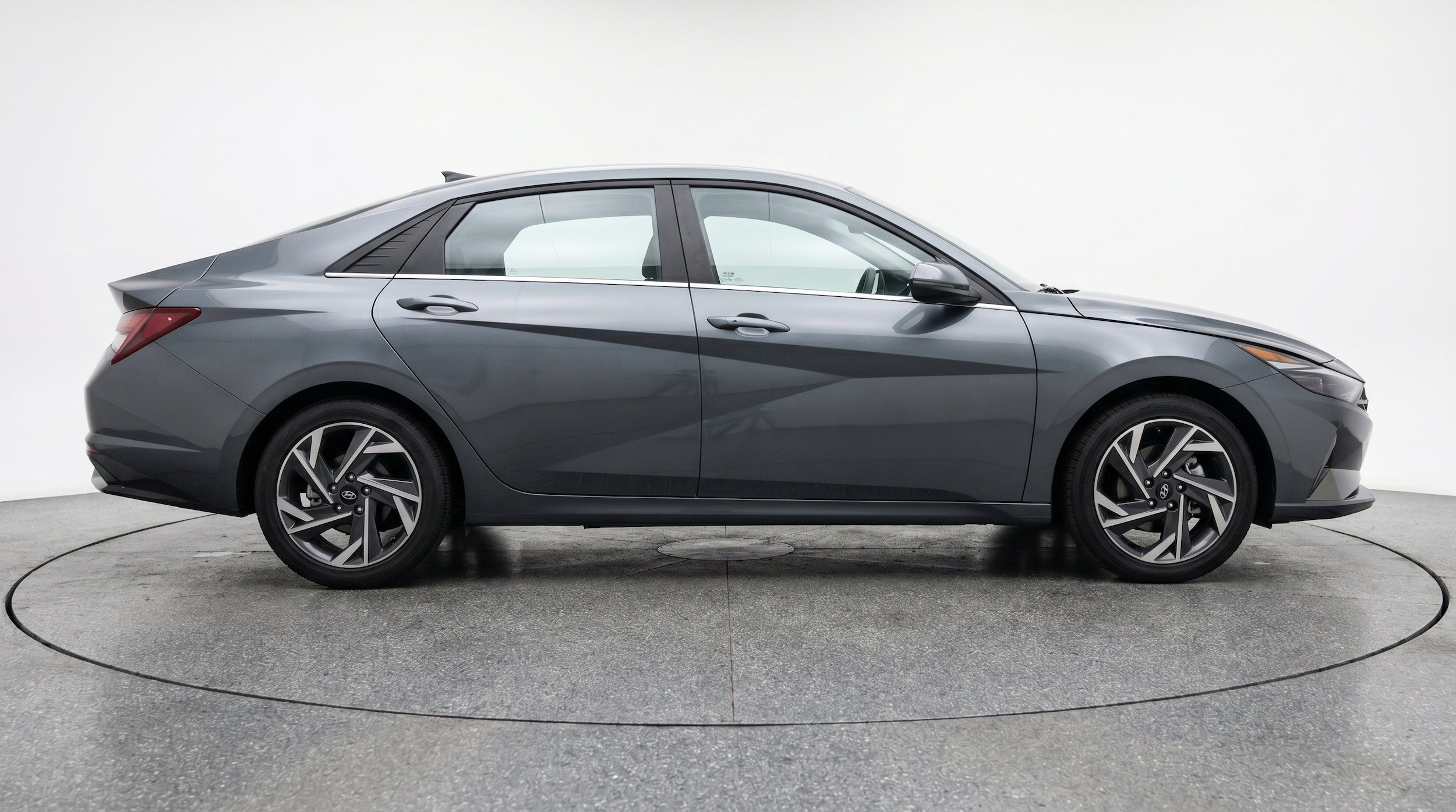 Thumbnail: 2025 Hyundai Elantra - 11