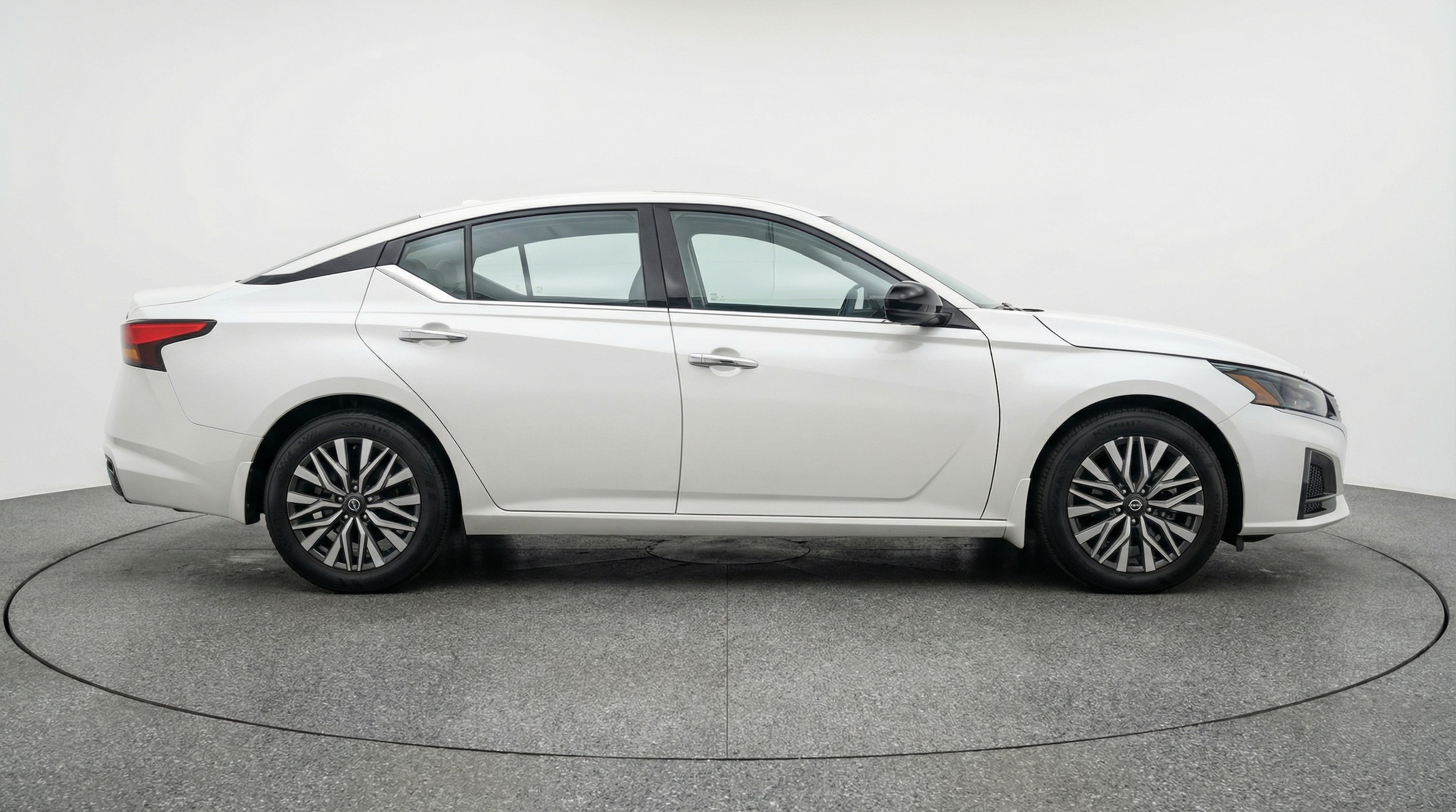 Thumbnail: 2025 Nissan Altima - 8