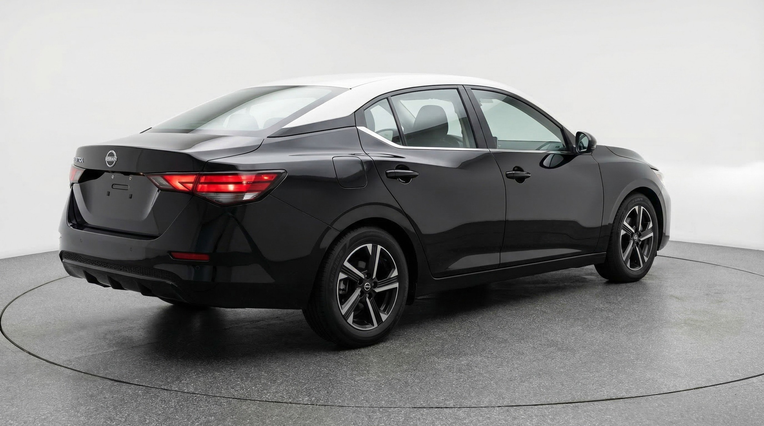 Thumbnail: 2025 Nissan Sentra - 9