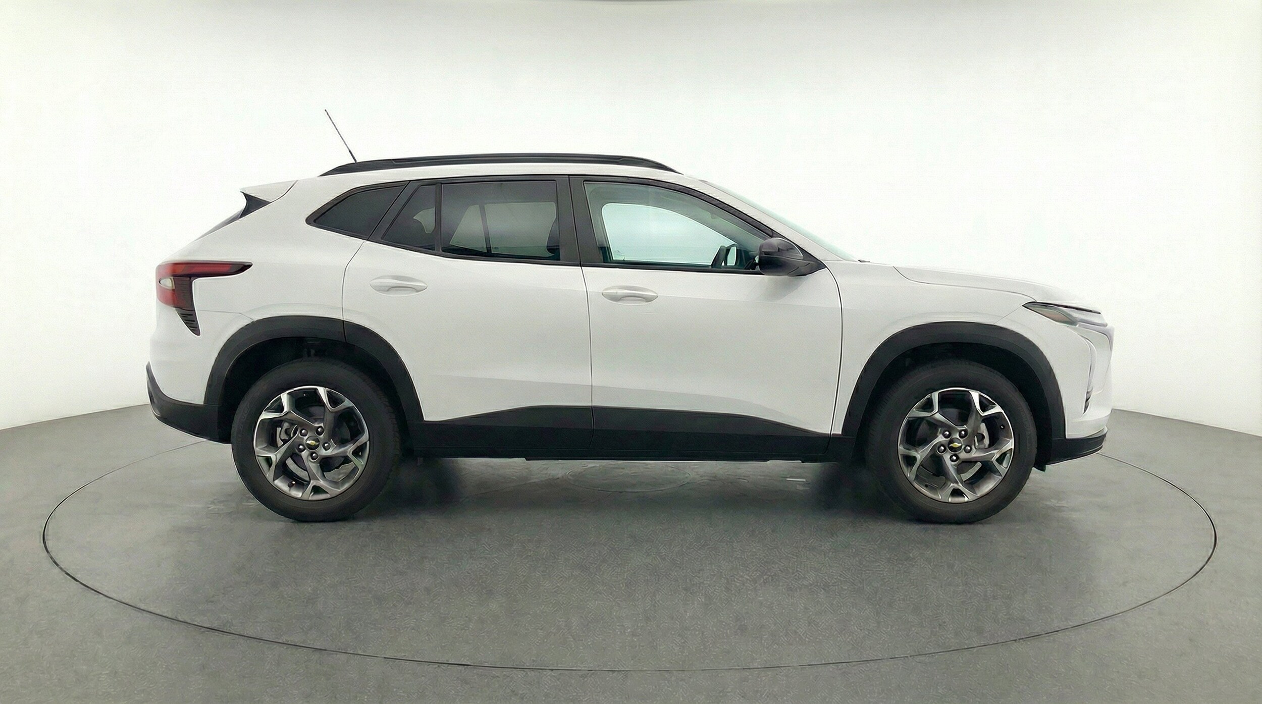 Thumbnail: 2025 Chevrolet Trax - 11