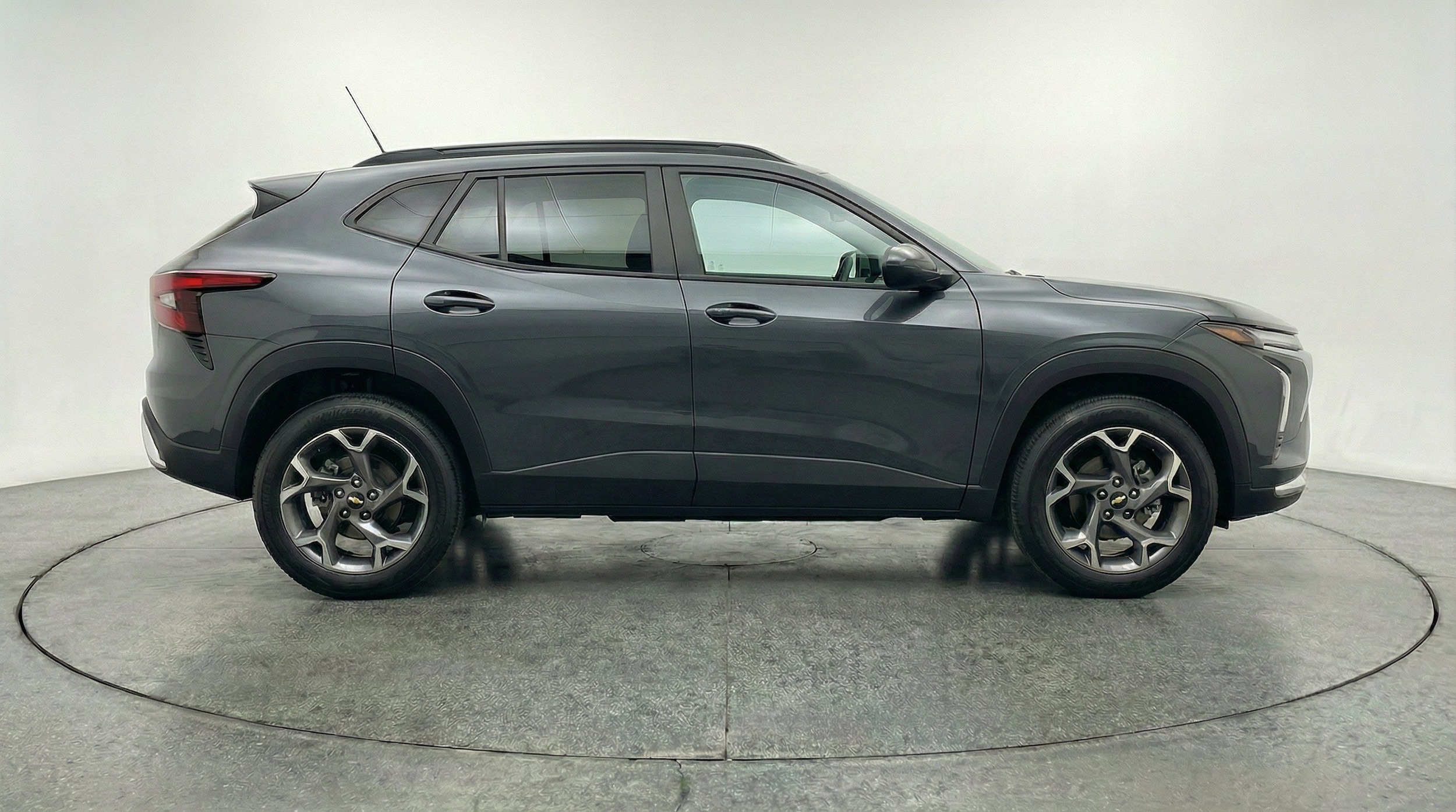 Thumbnail: 2025 Chevrolet Trax - 11