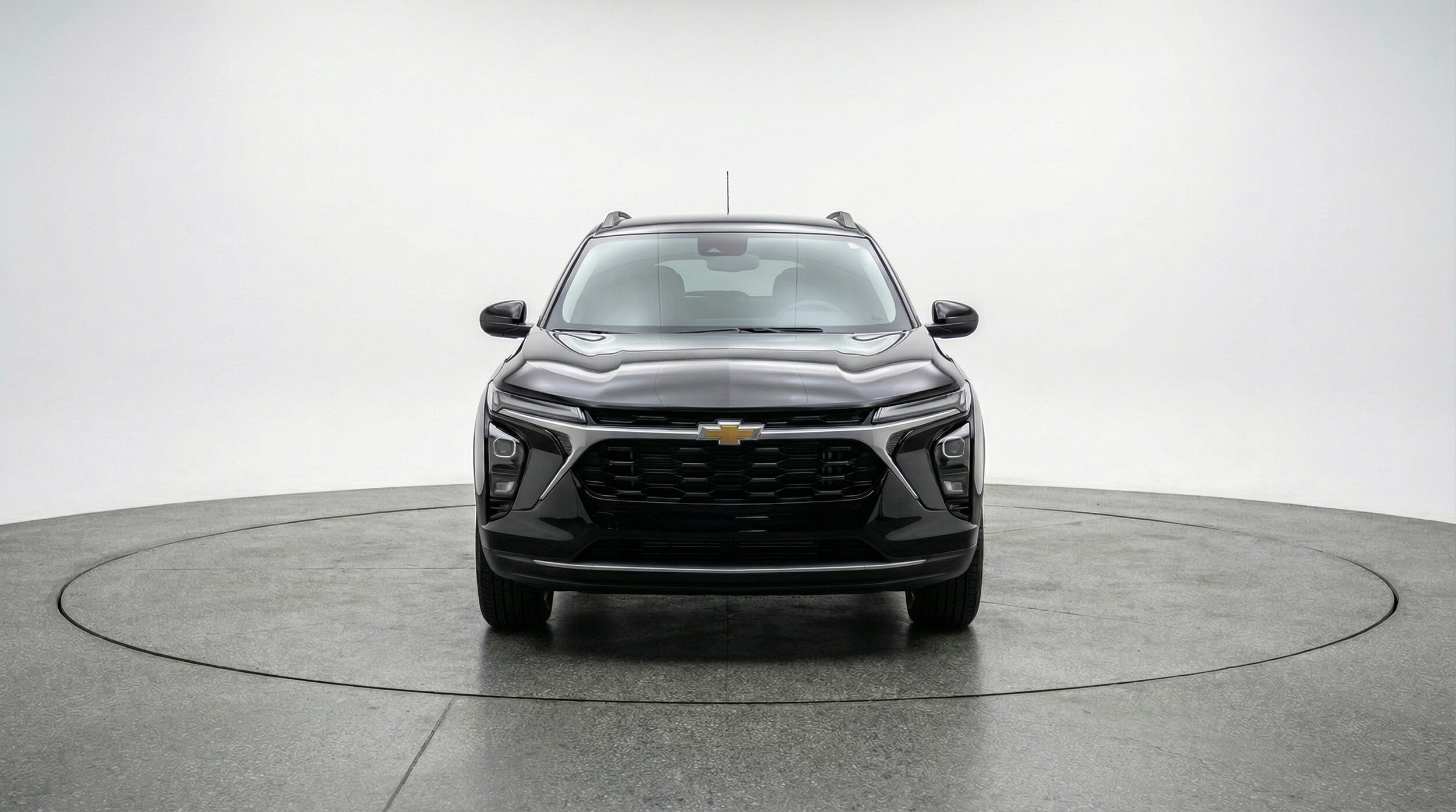 Thumbnail: 2025 Chevrolet Trax - 2