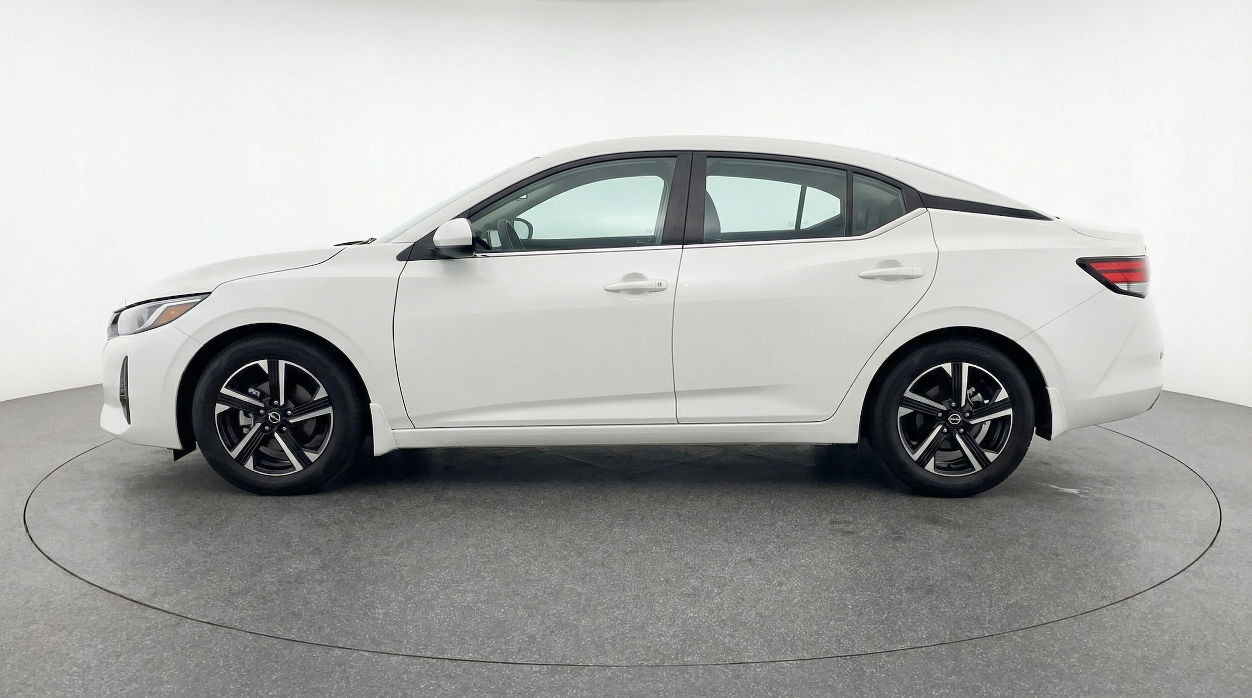 Thumbnail: 2025 Nissan Sentra - 4