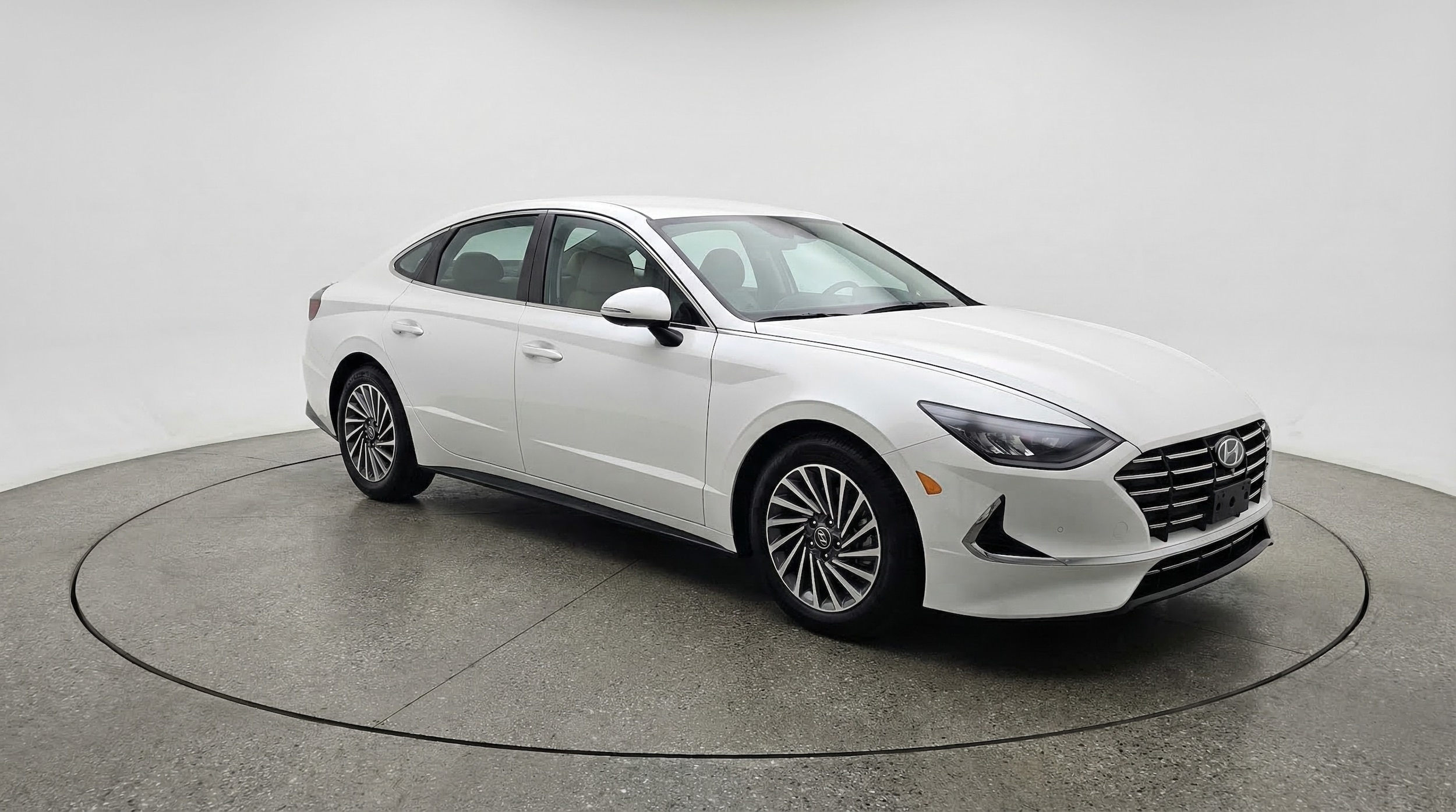 Thumbnail: 2025 Hyundai Sonata - 1