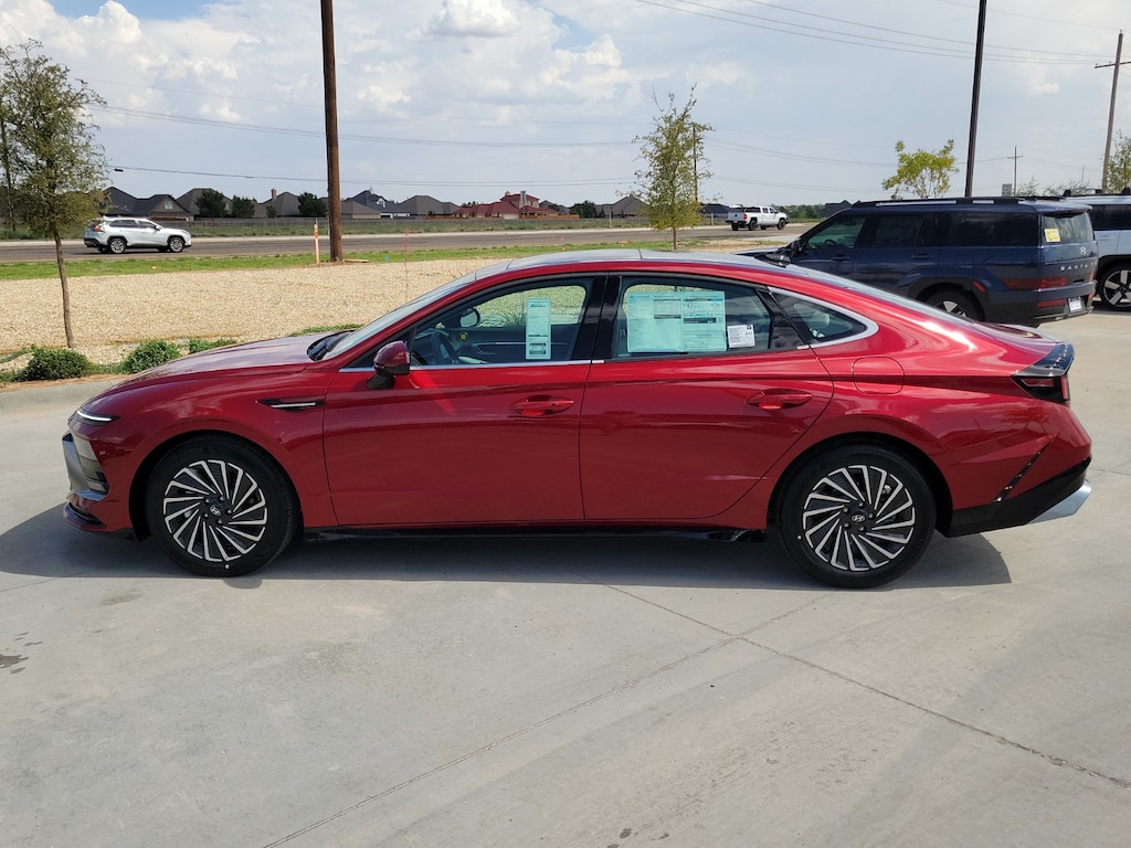 New 2026 Hyundai Sonata Hybrid SEL 4dr Sedan Sedan