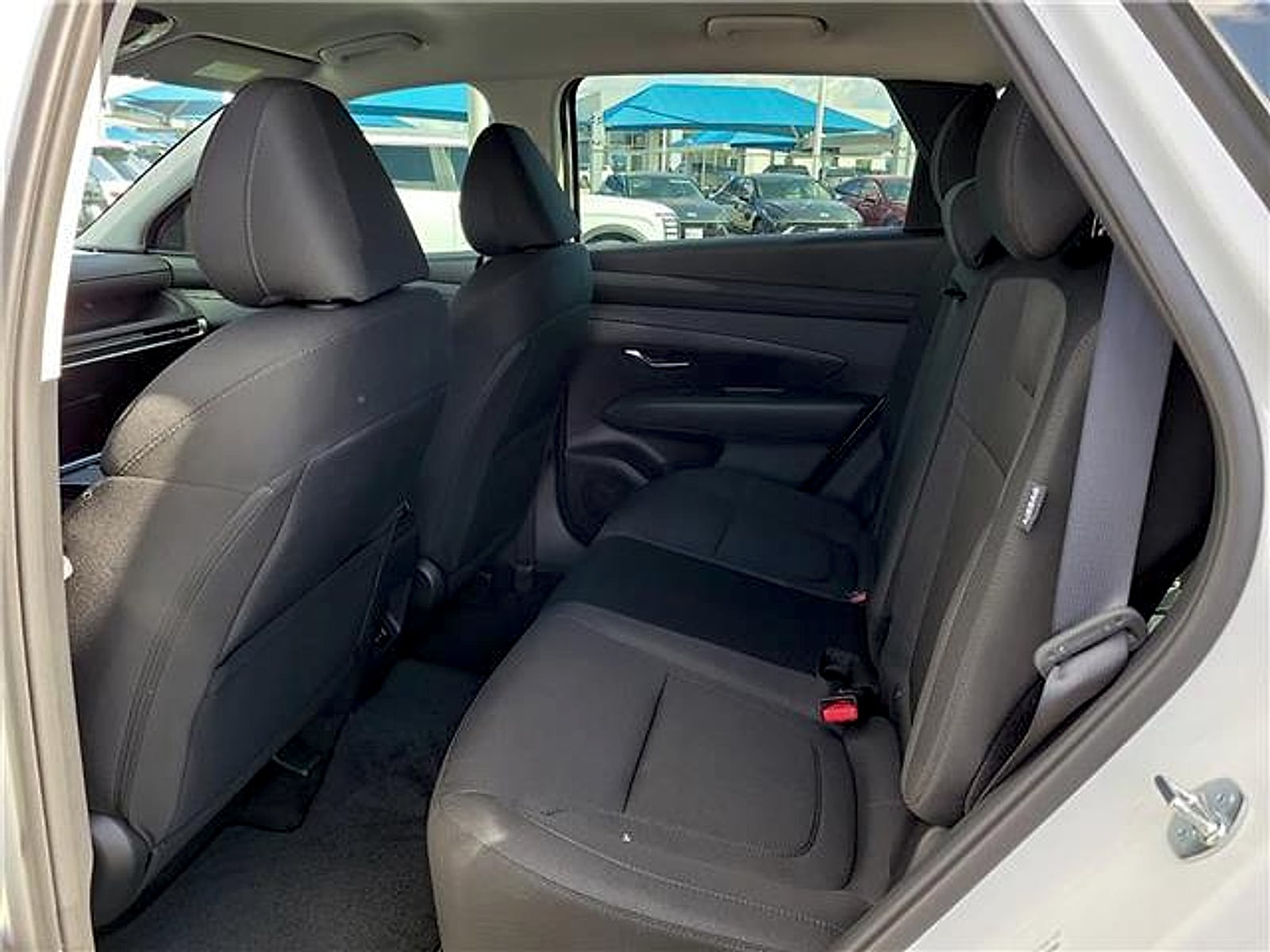2026 Hyundai Tucson Blue SE - Photo 9
