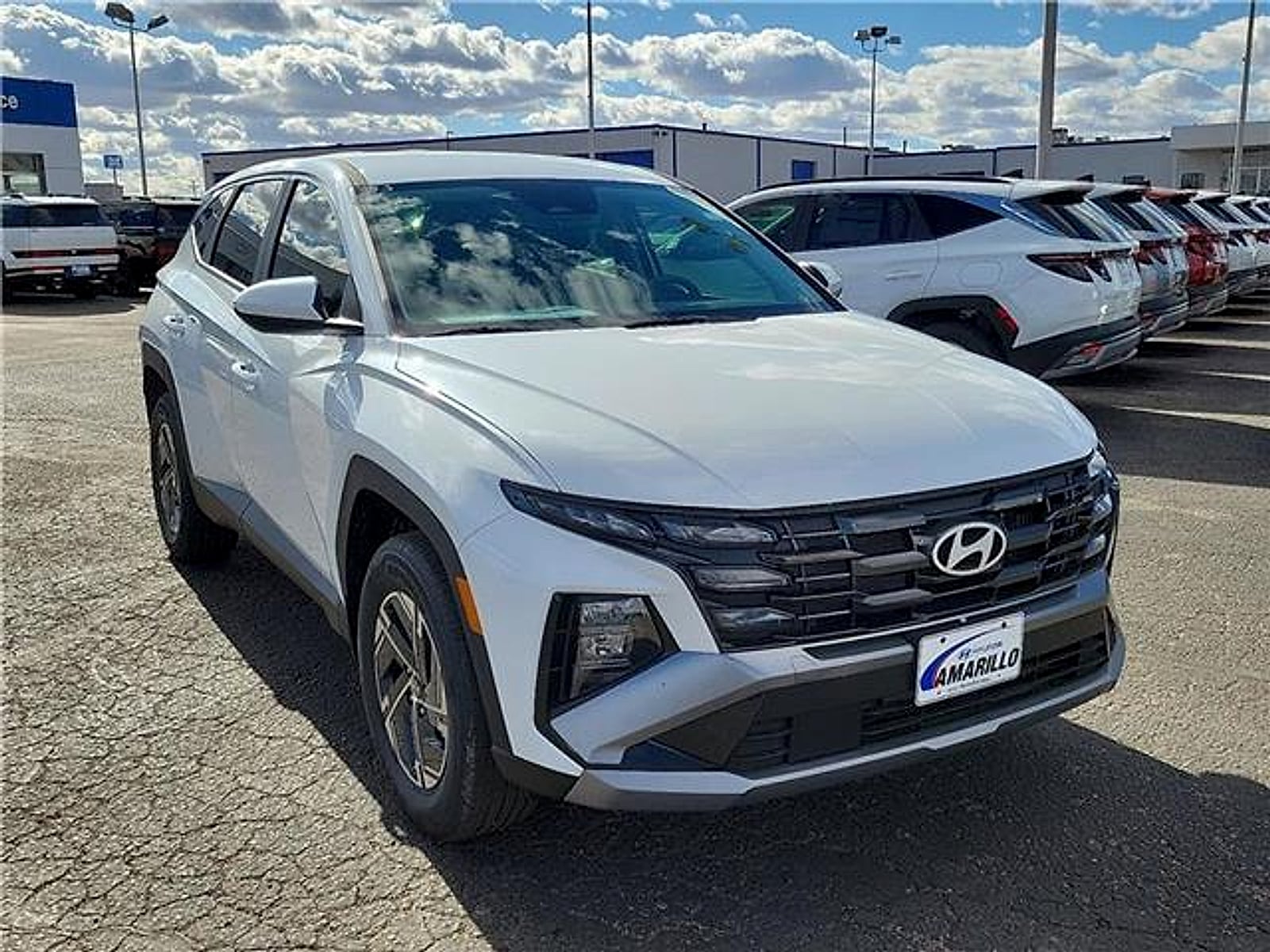 2026 Hyundai Tucson Blue SE - Photo 6