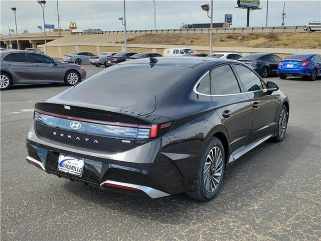 New 2025 Hyundai Sonata Hybrid SEL Sedan