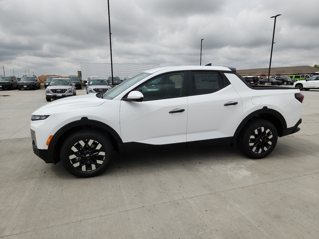 New 2026 Hyundai Santa Cruz SE Regular Side