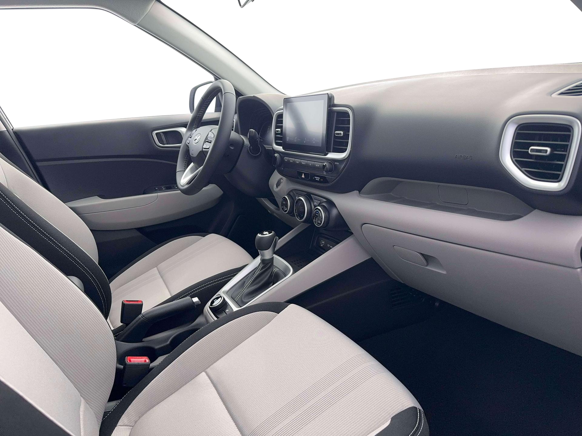 2026 Hyundai Venue SEL - Photo 15