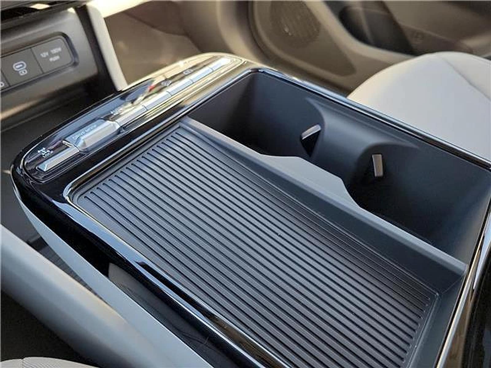 2026 Hyundai Tucson Blue SE - Photo 18