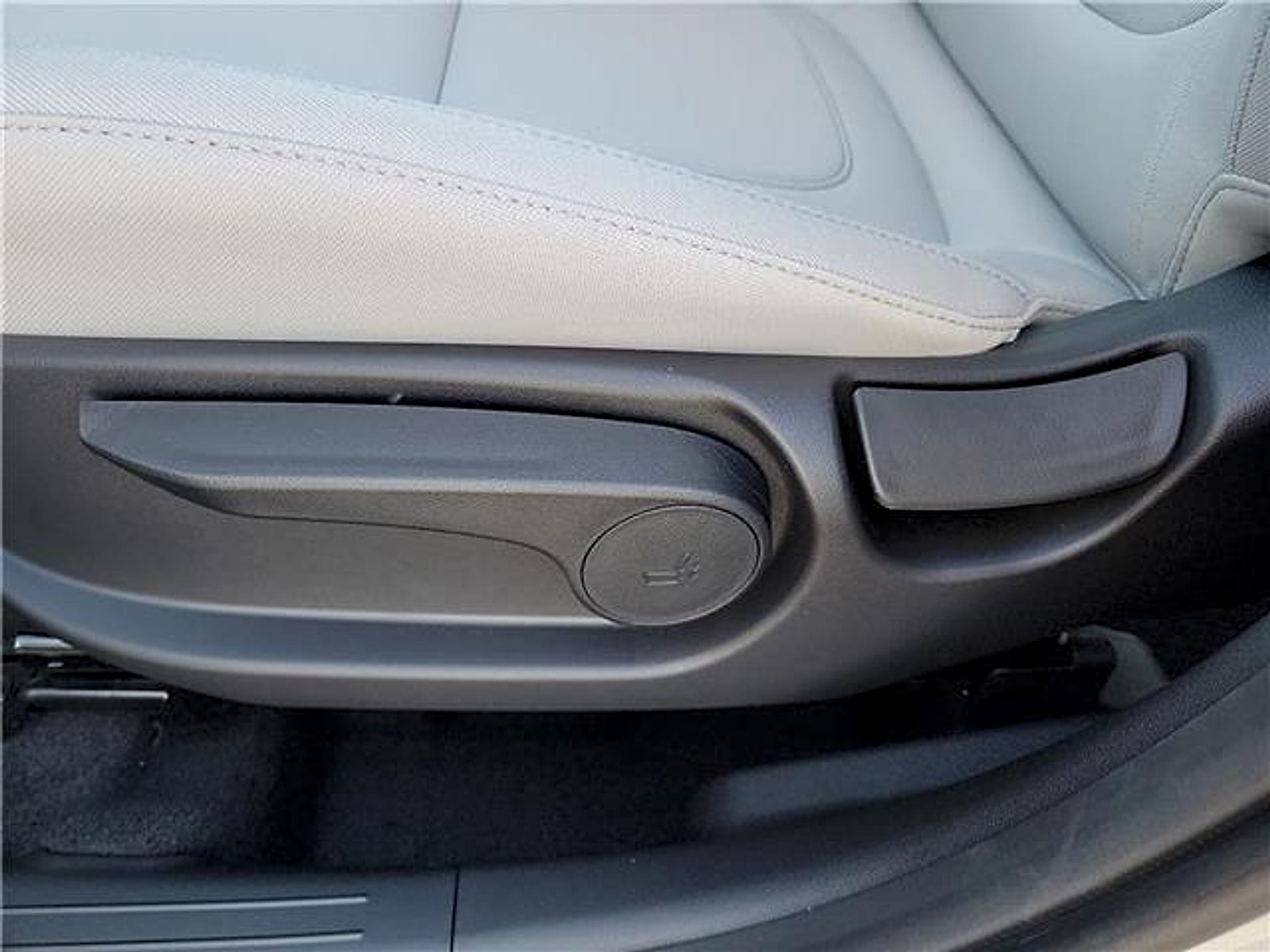 2026 Hyundai Tucson Blue SE - Photo 13