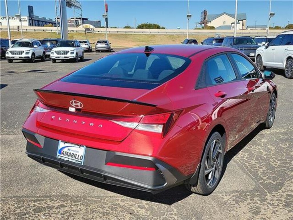 New 2025 Hyundai Elantra SEL Sport Sedan