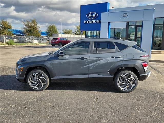 2026 Hyundai Kona SEL photo 2