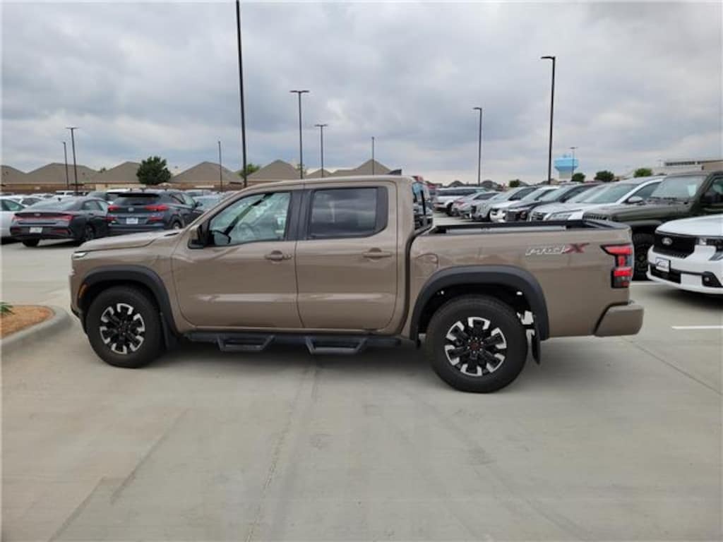 Used 2024 Nissan Frontier PRO-X (A9) 4x2 Crew Cab 5 ft. box 126 in. WB
