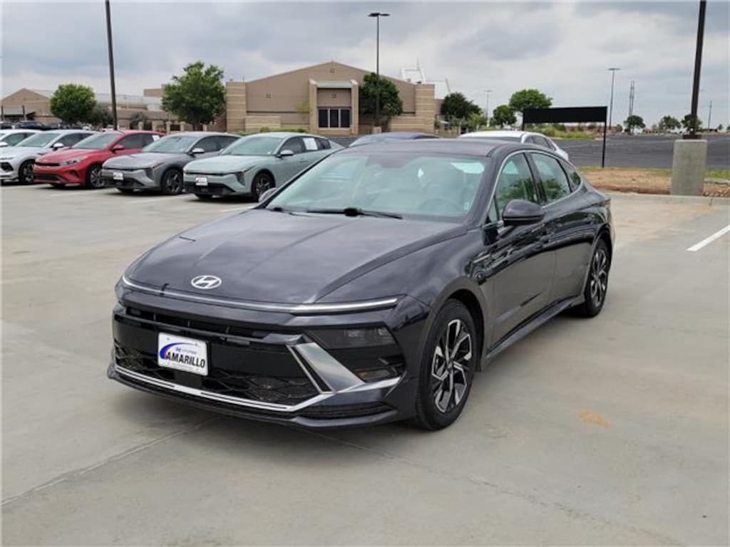 Used 2025 Hyundai Sonata SEL Front-Wheel Drive Sedan