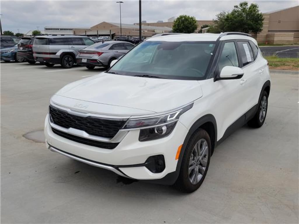 Used 2023 KIA Seltos S (IVT) Front-Wheel Drive