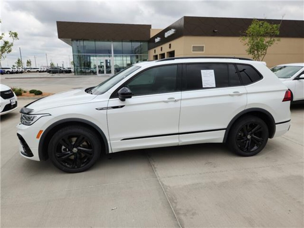 Used 2024 Volkswagen Tiguan 2.0T SE R-Line Black Front-Wheel Drive
