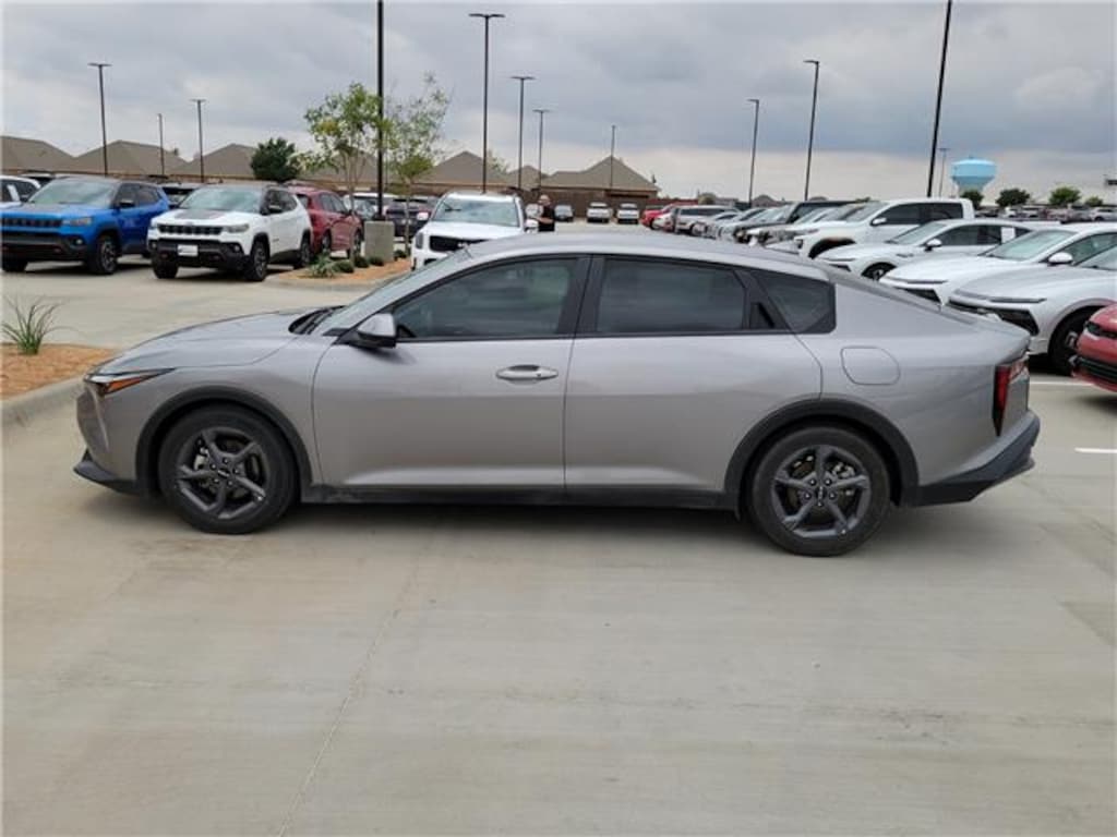 Used 2025 KIA K4 LXS (IVT) Sedan