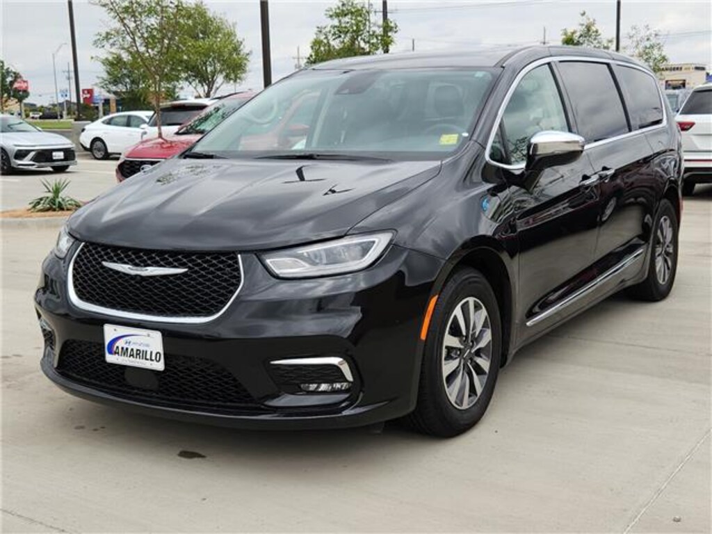 Used 2023 Chrysler Pacifica Hybrid Limited Front-Wheel Drive Passenger Van