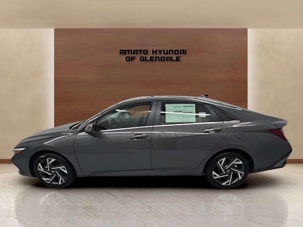 New 2026 Hyundai Elantra Limited Sedan