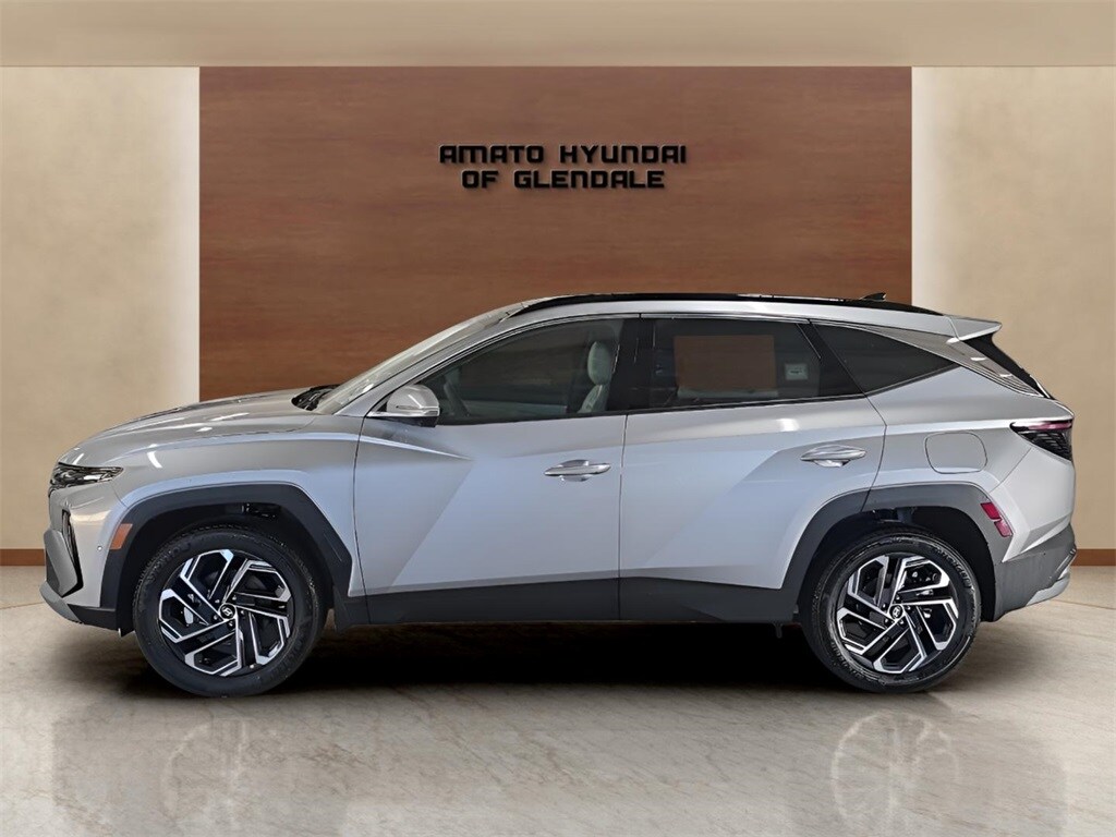 2026 Hyundai Tucson Hybrid Limited photo 2