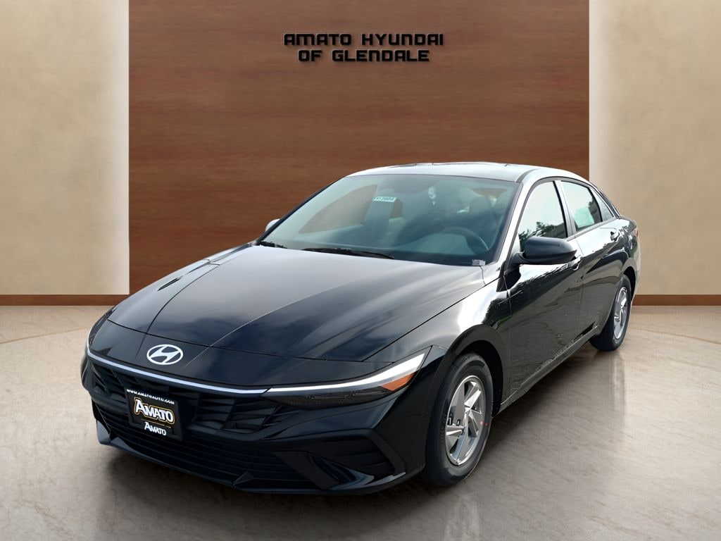New 2026 Hyundai Elantra SE Sedan