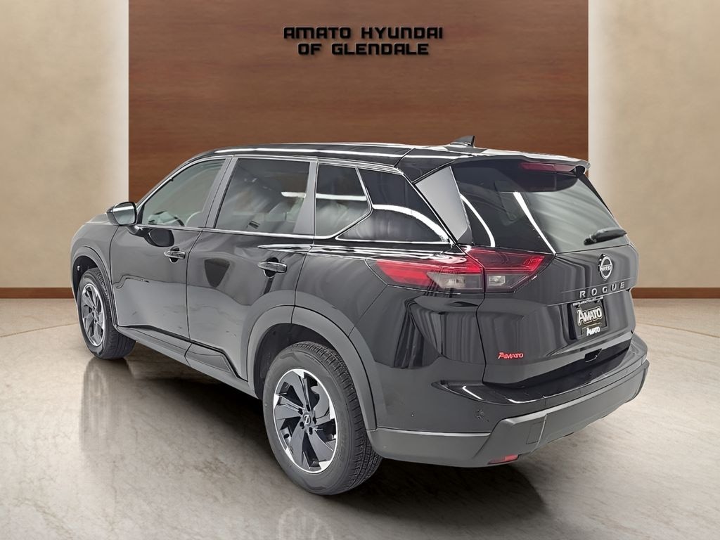 Used 2025 Nissan Rogue SV SUV