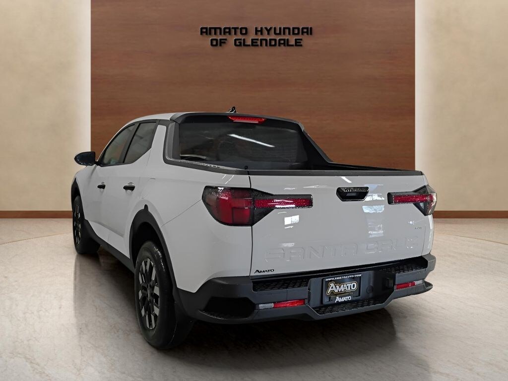 New 2026 Hyundai Santa Cruz SE Truck
