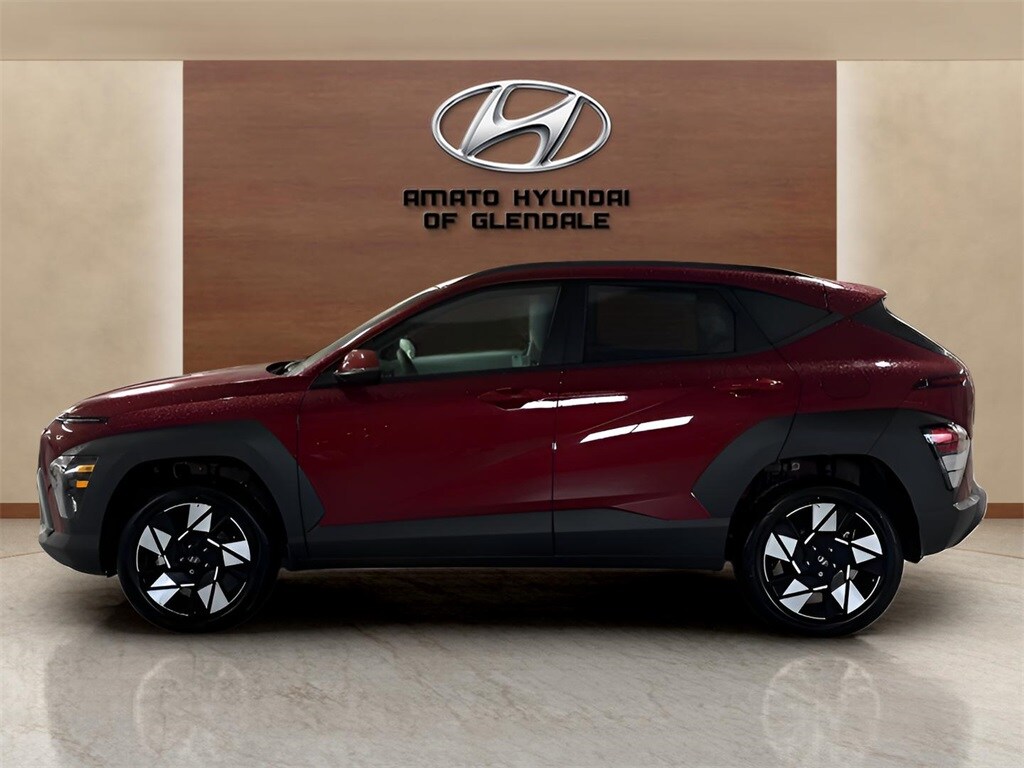 2025 Hyundai Kona SEL photo 3