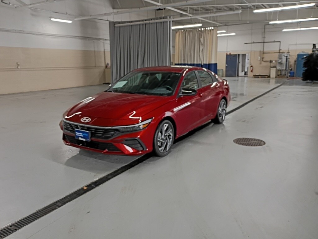 Certified 2025 Hyundai Elantra SEL Sport Sedan