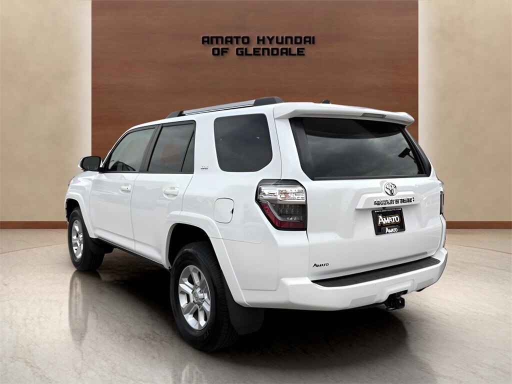 2024 Toyota 4Runner SR5 photo 2