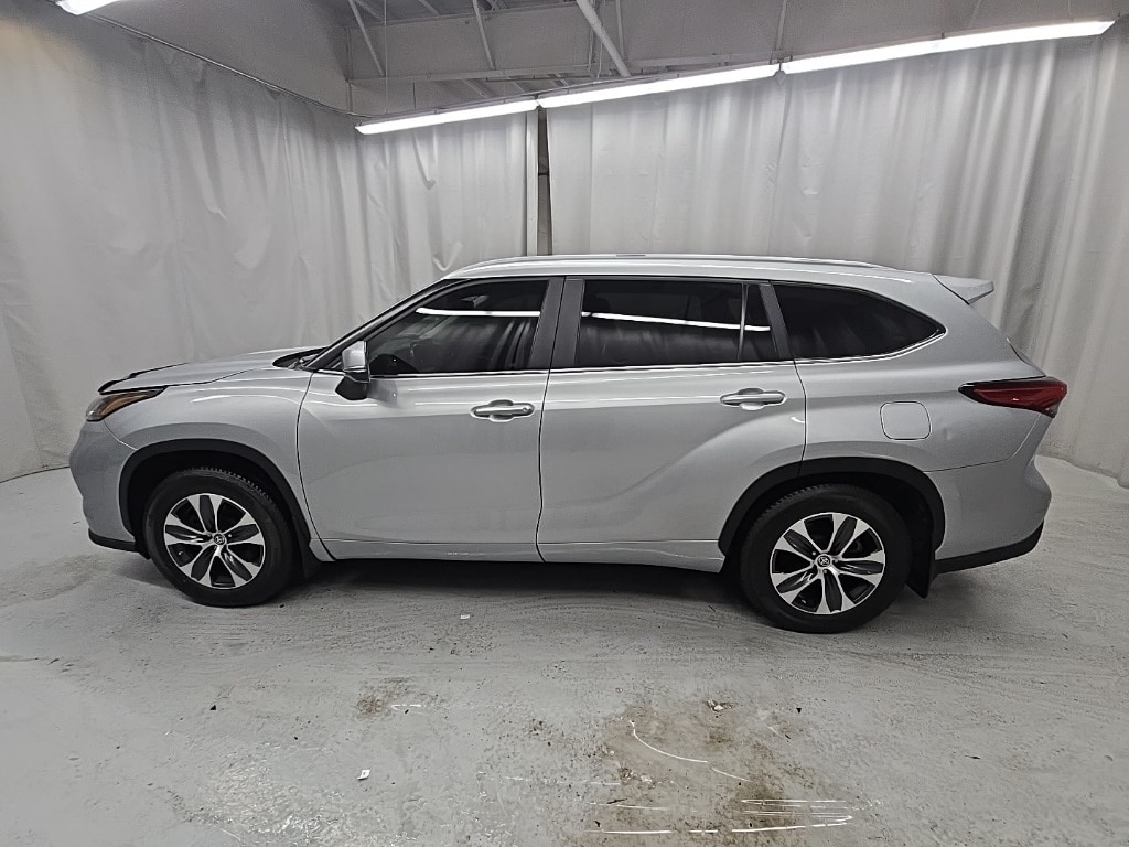 Used 2023 Toyota Highlander XLE SUV