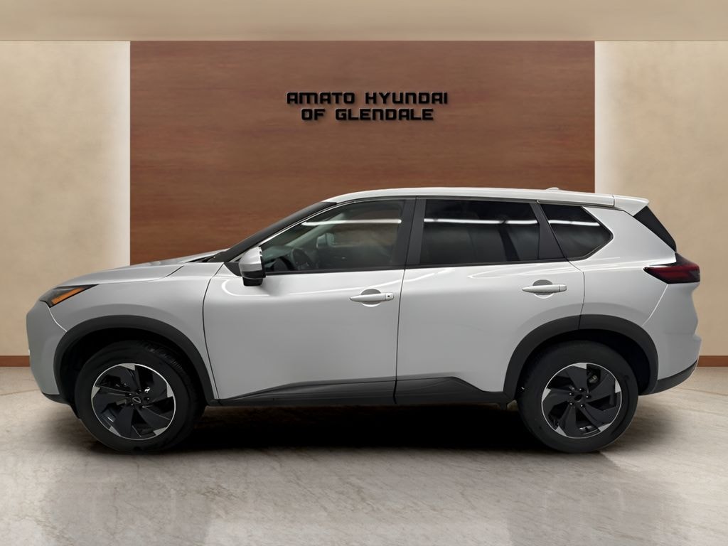 Used 2024 Nissan Rogue SV SUV