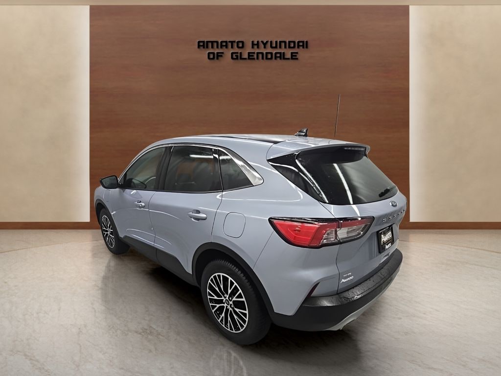 Used 2022 Ford Escape Plug-In Hybrid SE SUV