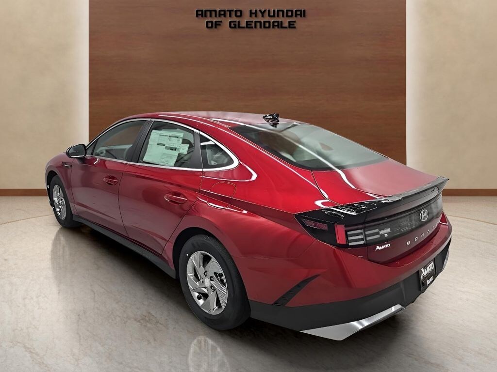 New 2026 Hyundai Sonata SE Sedan