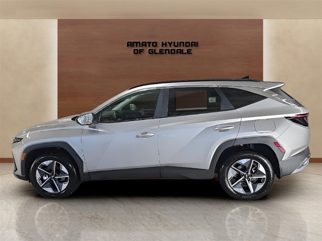 2026 Hyundai Tucson SEL Convenience photo 2