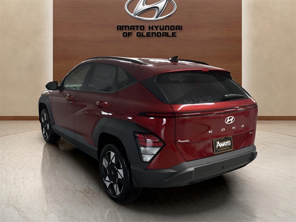 2025 Hyundai Kona SEL photo 4