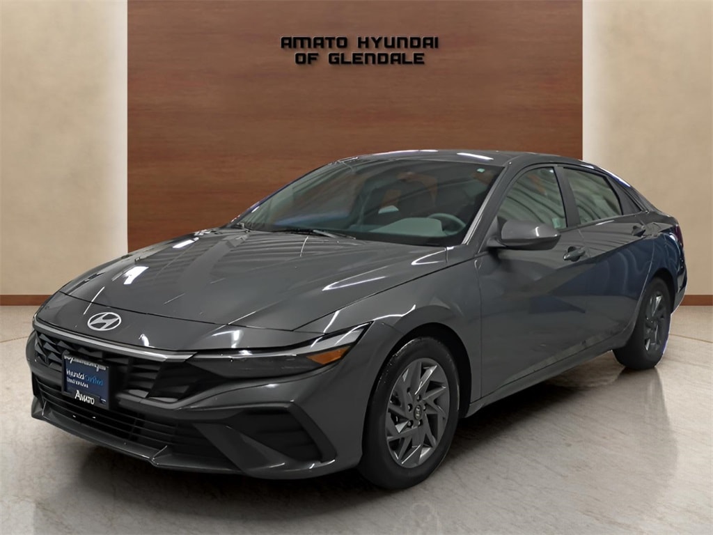 2024 Hyundai Elantra Sedan 