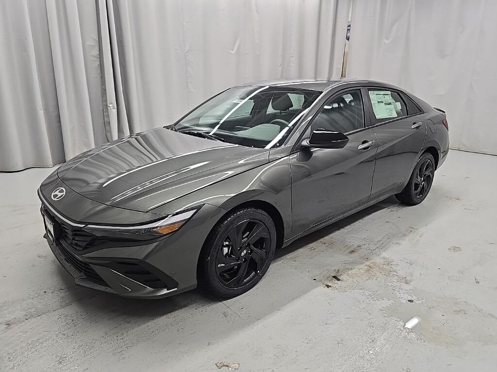 New 2026 Hyundai Elantra SEL Sport Sedan