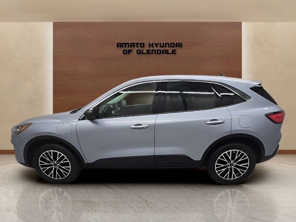 Used 2022 Ford Escape Plug-In Hybrid SE SUV