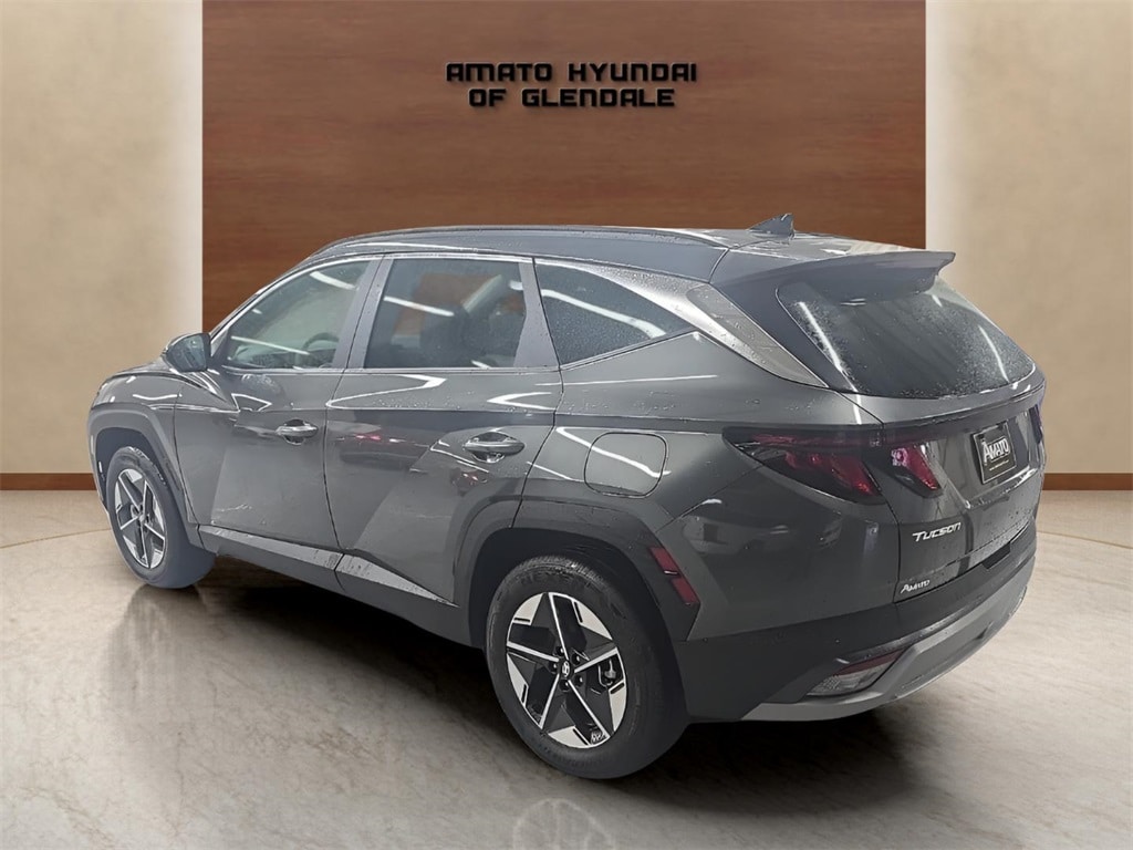 New 2025 Hyundai Tucson Plug-In Hybrid SEL SUV